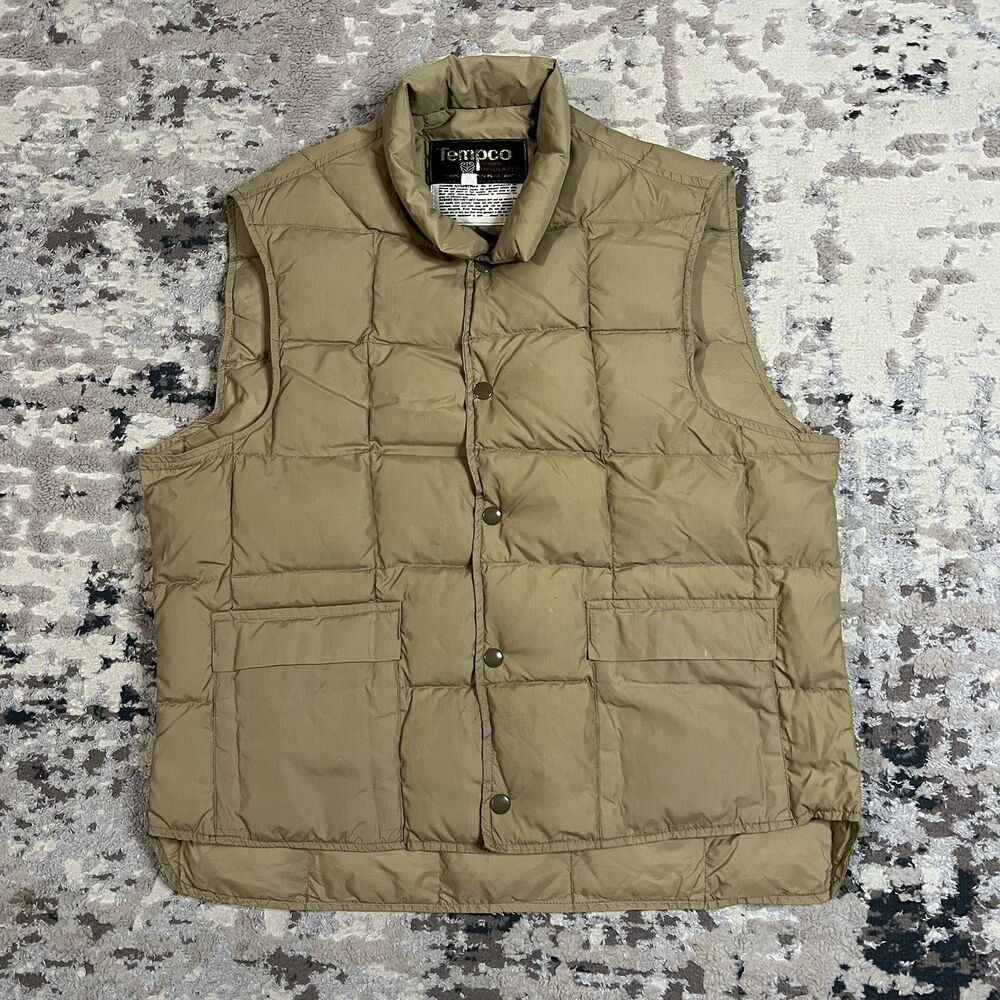 VINTAGE Tempco Vest Men L Tan Quilted Snap Blizzard Pruf Goose Down Seattle 70s